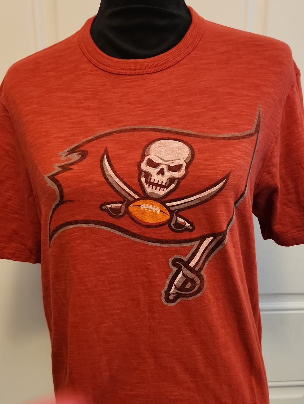 47 Brand Men's Buccaneers Red Crew Neck Tee